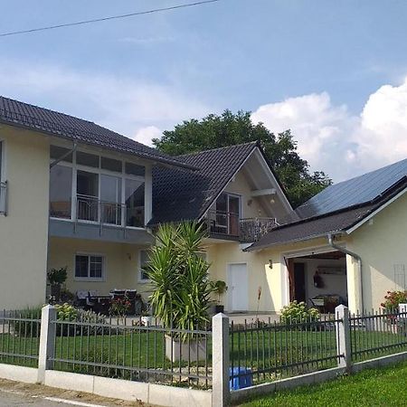Bei Den Geissens Apartment Aldersbach Екстериор снимка